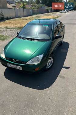 Седан Ford Focus 2000 в 
