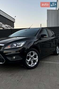 Хэтчбек Ford Focus 2009 в 