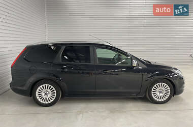 Универсал Ford Focus 2010 в 