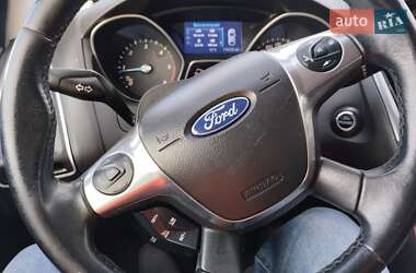 Универсал Ford Focus 2012 в 