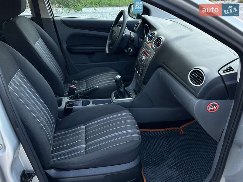 Универсал Ford Focus 2008 в Нетешине