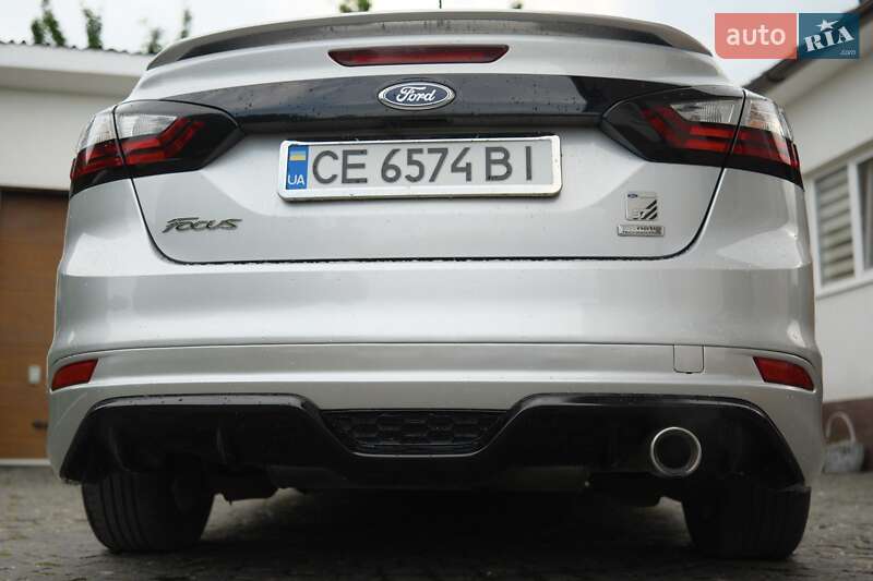 Седан Ford Focus 2013 в Сокирянах