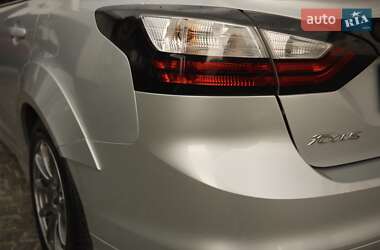 Седан Ford Focus 2013 в 