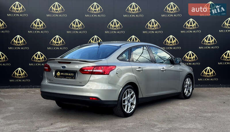 Седан Ford Focus 2015 в Киеве