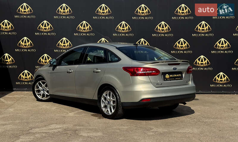 Седан Ford Focus 2015 в Киеве