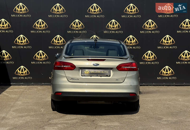 Седан Ford Focus 2015 в Киеве