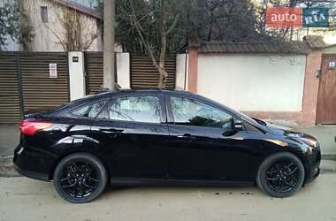 Седан Ford Focus 2016 в 