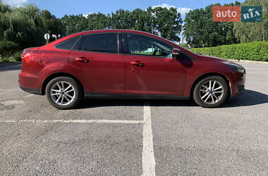 Седан Ford Focus 2015 в 
