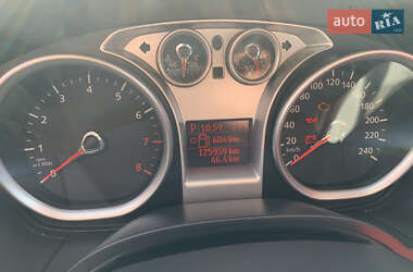 Седан Ford Focus 2010 в 