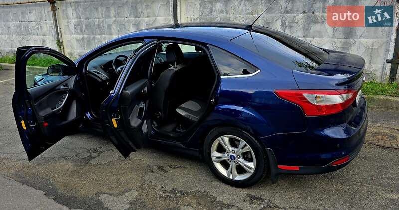 Седан Ford Focus 2012 в Киеве