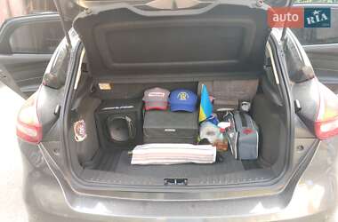 Хэтчбек Ford Focus 2015 в 