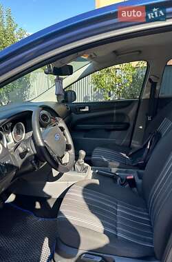 Хэтчбек Ford Focus 2008 в 