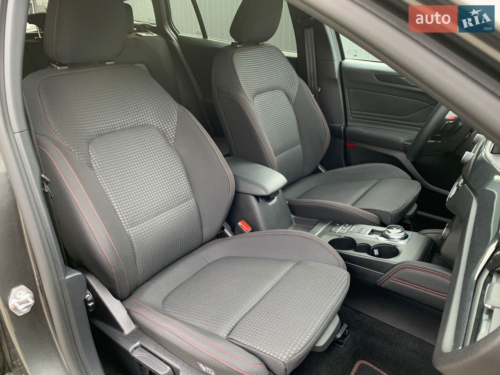 2020 Ford Focus - мініатюра 8