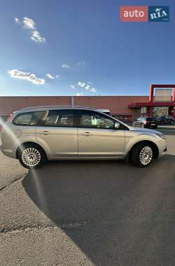 Универсал Ford Focus 2010 в 