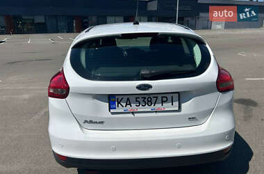 Хэтчбек Ford Focus 2018 в 