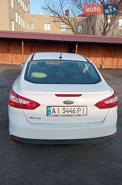 Седан Ford Focus 2012 в 