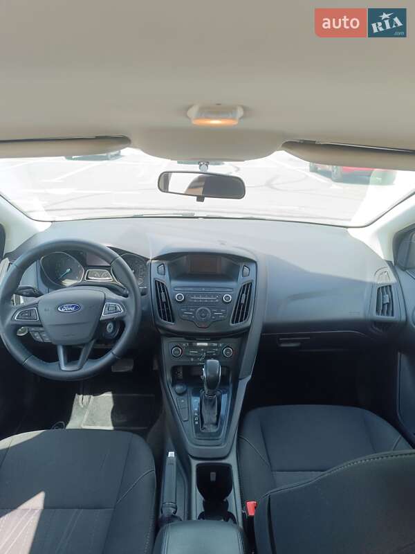Седан Ford Focus 2017 в Киеве