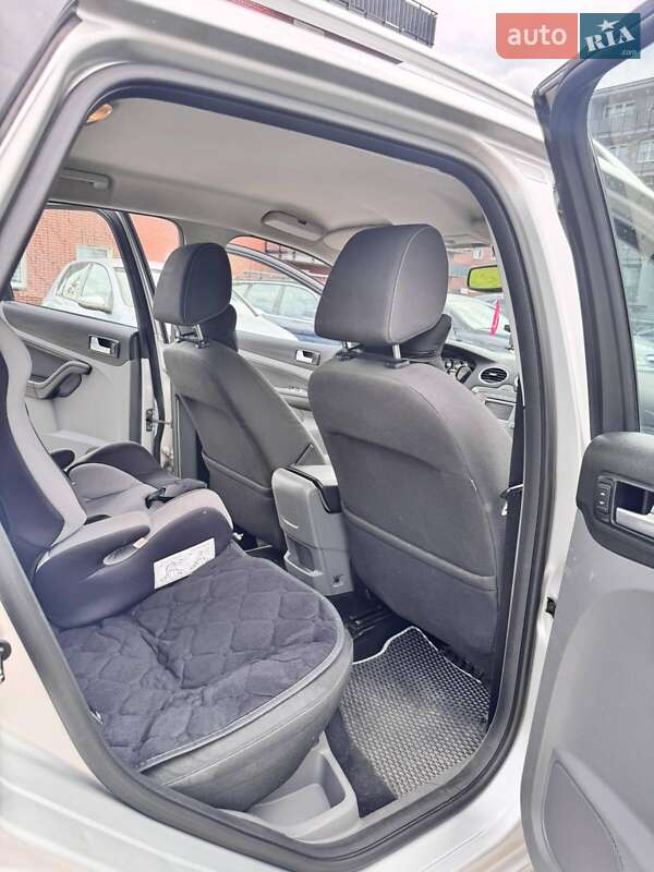 Универсал Ford Focus 2009 в Самборе фото 58 Универсал Ford Focus 2009 в Самборе