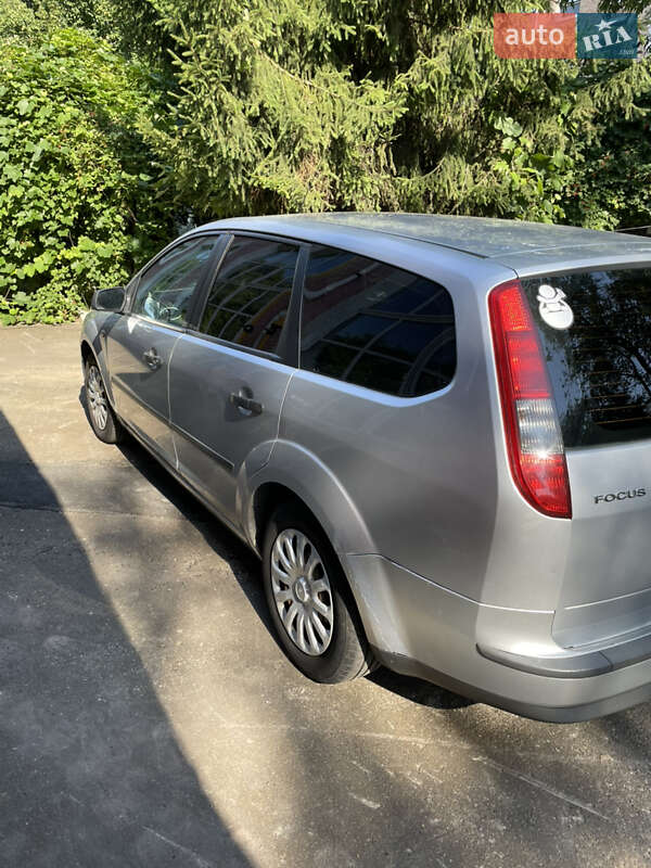 Универсал Ford Focus 2006 в Ровно