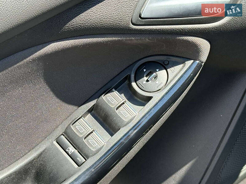 Хэтчбек Ford Focus 2013 в Одессе