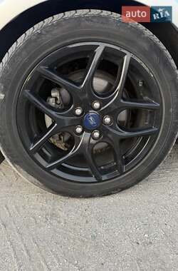 Хэтчбек Ford Focus 2016 в Николаеве