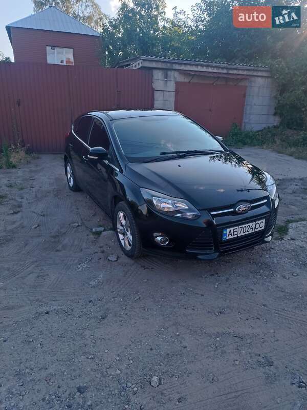 Хетчбек Ford Focus 2012 в Дніпрі