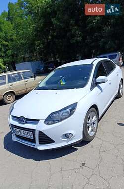 Седан Ford Focus 2013 в 