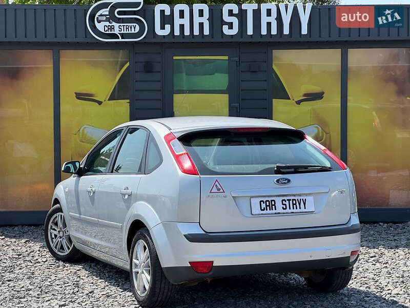 Хэтчбек Ford Focus 2007 в Стрые