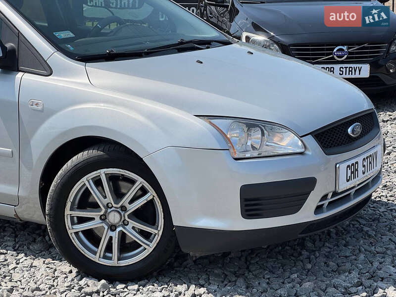 Хэтчбек Ford Focus 2007 в Стрые