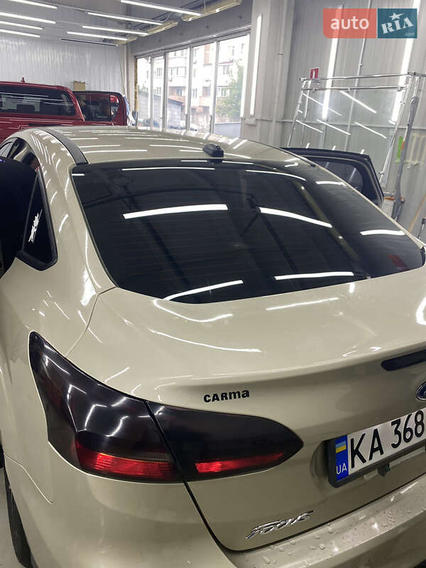 Седан Ford Focus 2017 в Киеве фото 8 Седан Ford Focus 2017 в Киеве