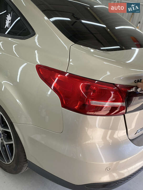 Седан Ford Focus 2017 в Киеве