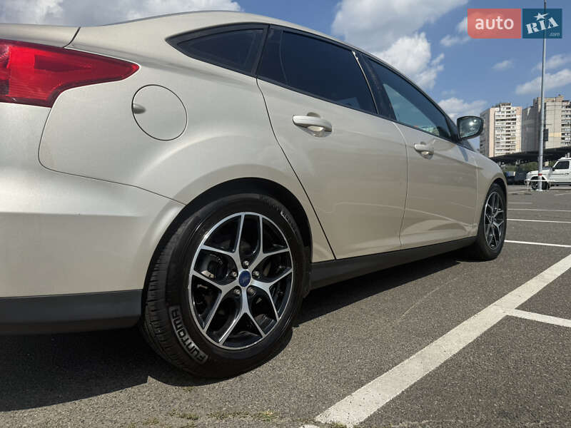 Седан Ford Focus 2017 в Киеве фото 31 Седан Ford Focus 2017 в Киеве