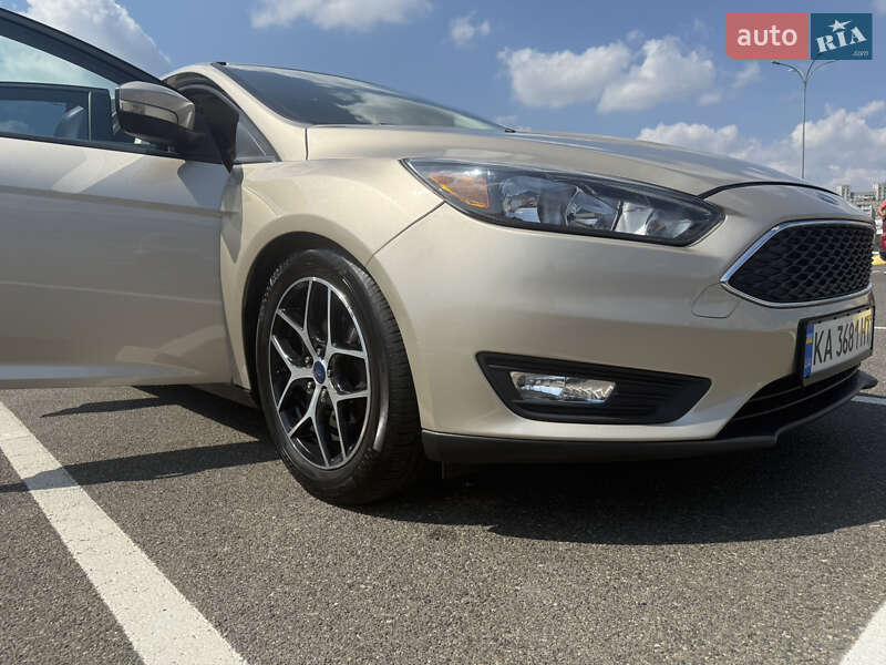 Седан Ford Focus 2017 в Киеве