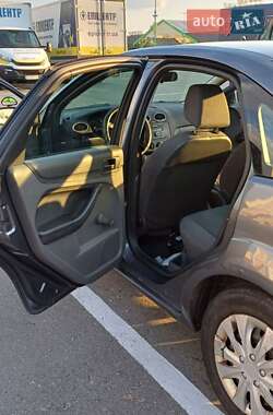 Седан Ford Focus 2005 в 