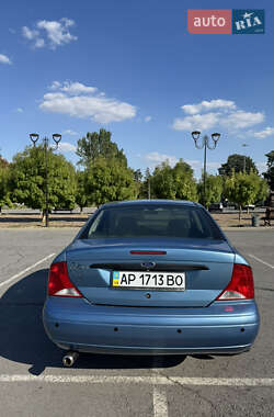 Седан Ford Focus 2000 в 