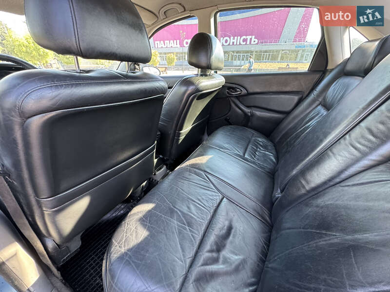 Седан Ford Focus 2000 в Запорожье