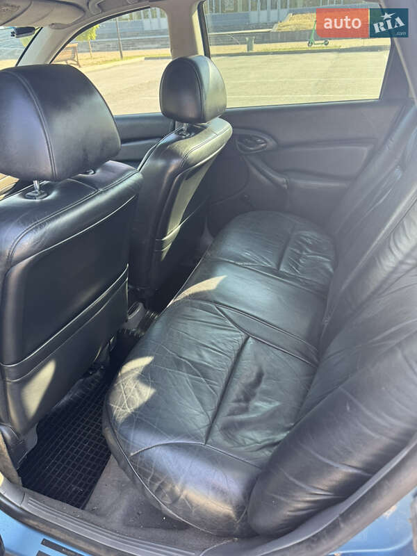 Седан Ford Focus 2000 в Запорожье