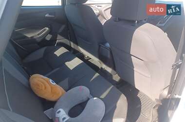Седан Ford Focus 2014 в 