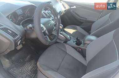 Седан Ford Focus 2014 в 