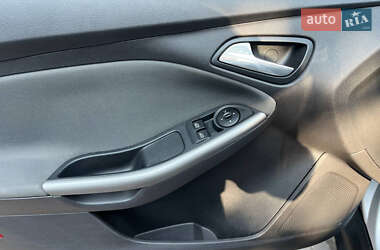 Универсал Ford Focus 2011 в 