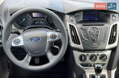 Универсал Ford Focus 2013 в 