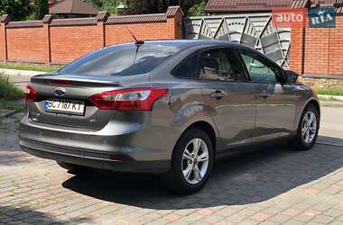 Седан Ford Focus 2014 в 
