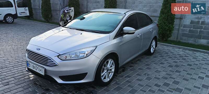 Седан Ford Focus 2015 в 