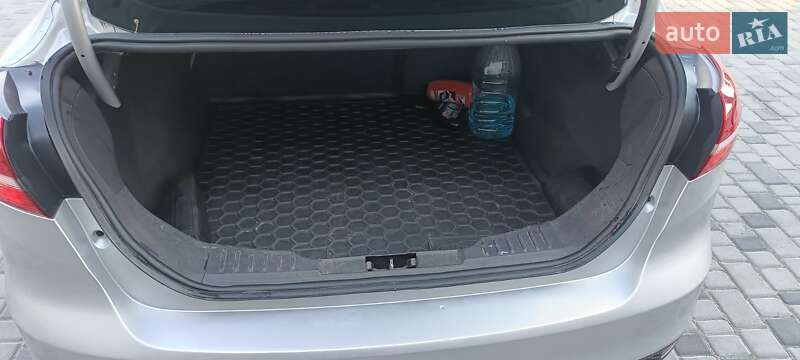 Седан Ford Focus 2015 в Киеве