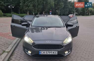Хэтчбек Ford Focus 2017 в 