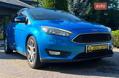 Хэтчбек Ford Focus 2015 в Львове