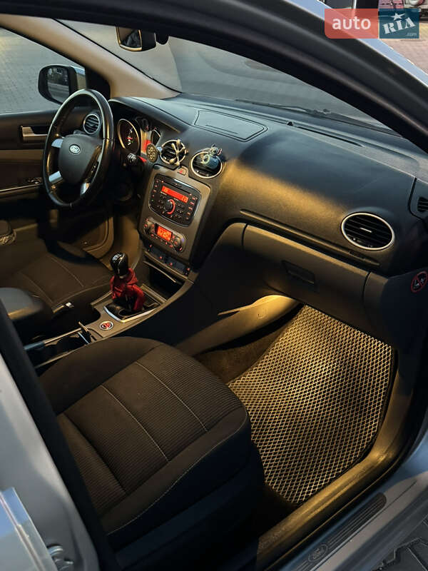 Хэтчбек Ford Focus 2010 в Львове фото 22 Хэтчбек Ford Focus 2010 в Львове