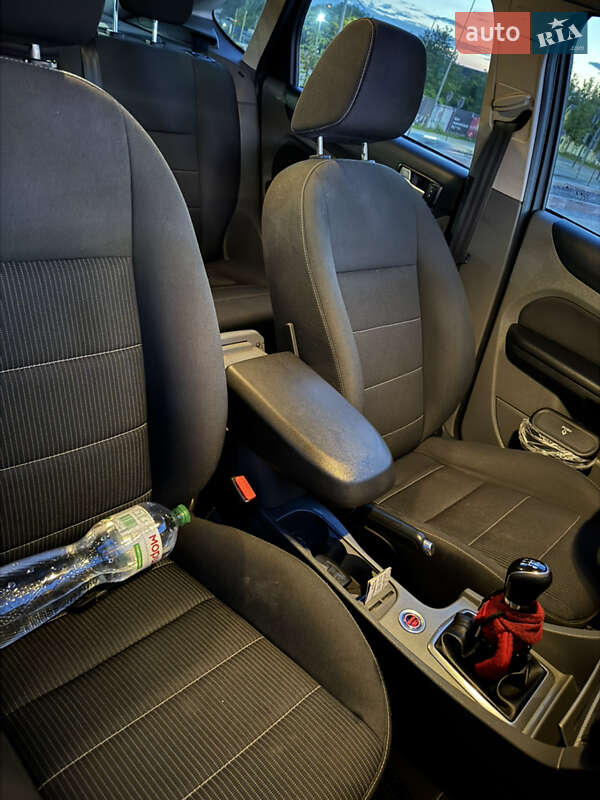 Хэтчбек Ford Focus 2010 в Львове фото 32 Хэтчбек Ford Focus 2010 в Львове
