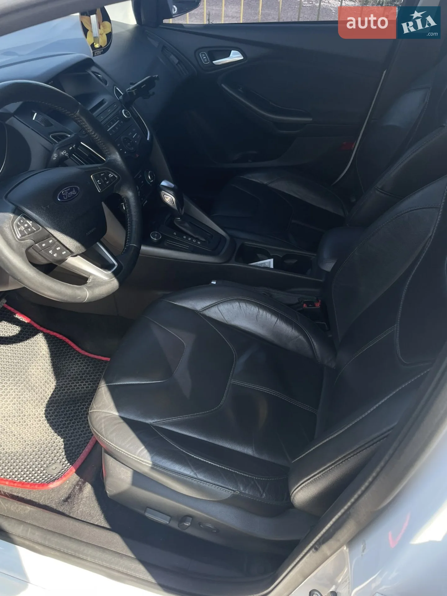 2016 Ford Focus - мініатюра 13