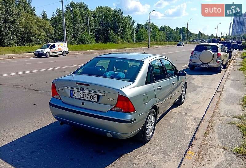 Седан Ford Focus 2003 в Киеве